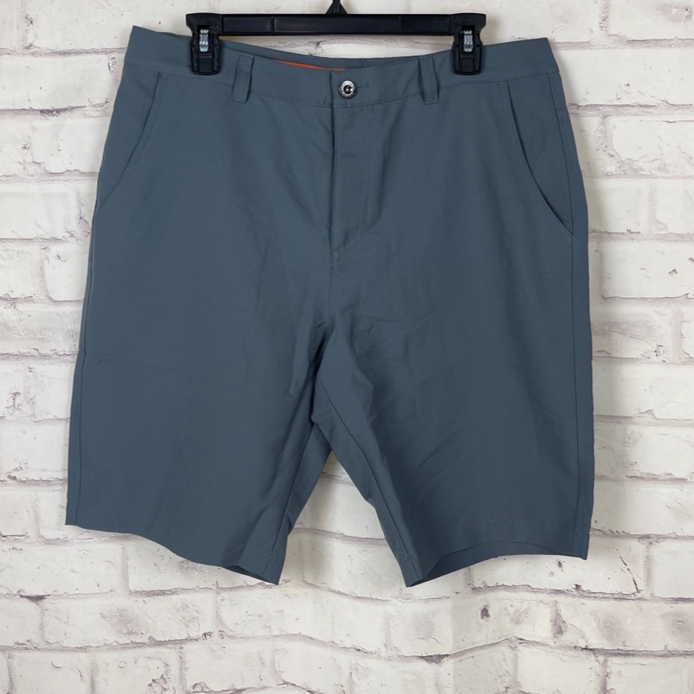 Chase 54 Golf Shorts Size 34